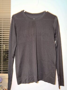 lululemon athletica Lightweight Long Sleeve Crew - Black